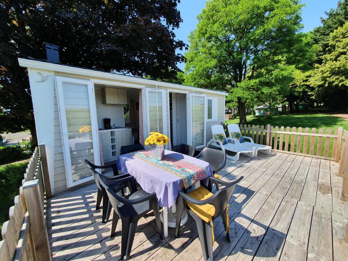 Camping Les Tournesols Sille-le-Guillaume ภายนอก รูปภาพ
