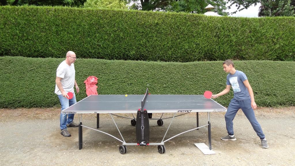 Camping Les Tournesols Sille-le-Guillaume ภายนอก รูปภาพ