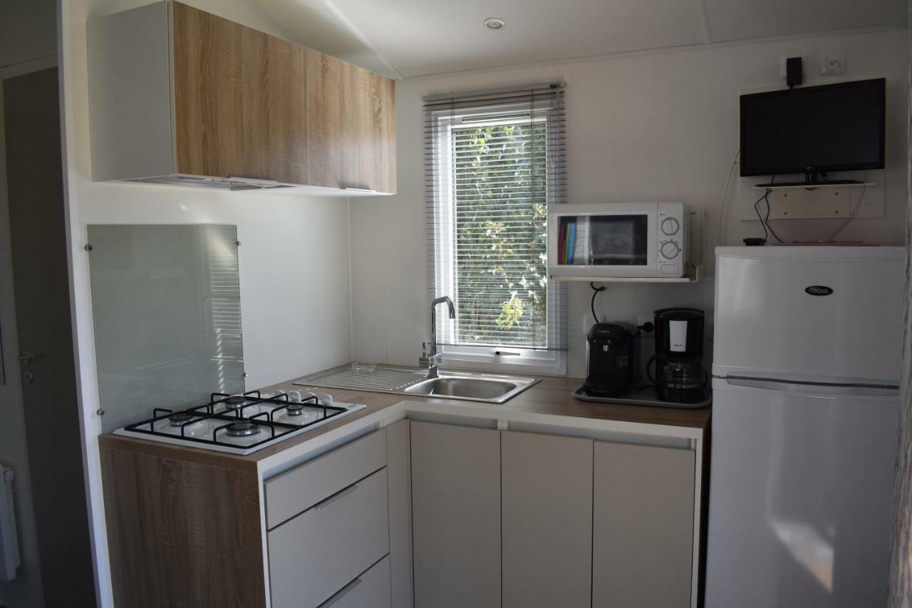 Camping Les Tournesols Sille-le-Guillaume ภายนอก รูปภาพ